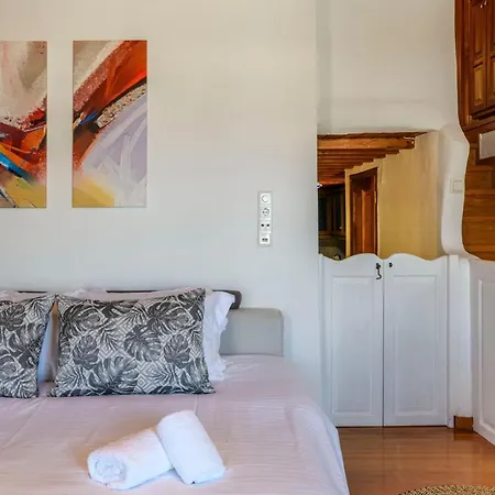 Villa Floral With Marvelous View To